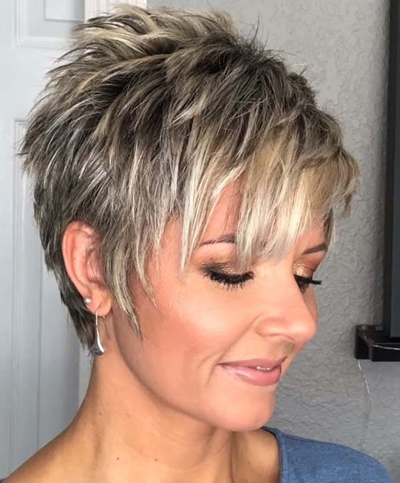 7 Gorgeous Short Hairstyles to Slay Your Prom Night (11)
