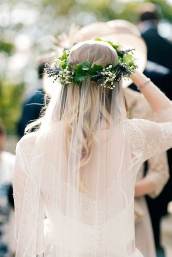 7 Gorgeous Wedding Hairstyles with Veil to Look Like a Princess on the Biggest Day of Your Life (12)