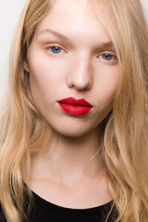 Dramatic Spring Makeup Looks You Wish to Wear this Season (11)