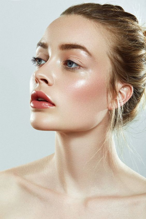 30 Dramatic Summer Soft Makeup Looks You Wish to Wear this Season!