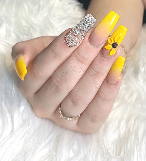 30 Glittering Summer Yellow Nails For All Coffin Nails