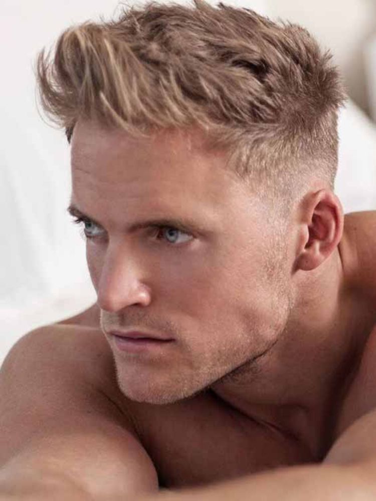 23 Best Blonde Hairstyles For Men With Medium Hair for 2021