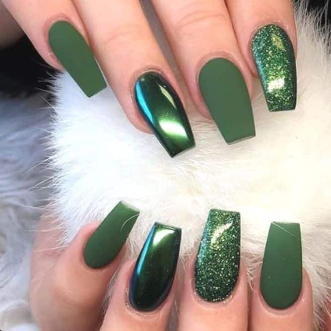 25 Amazing Coffin Nail Art Designs using Green Emerald Color 