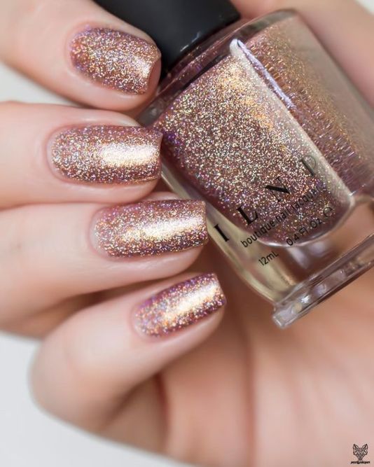 25 Beautiful Bling Nails with Glitters that You Dreamt Of 2021