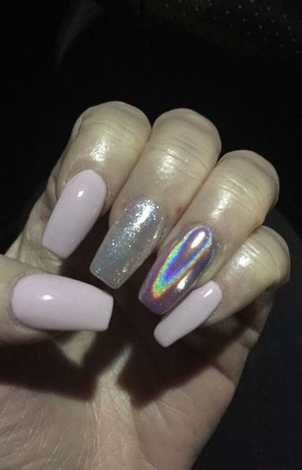 25 Gorgeous Hologram Acrylic Designs for Your Beautiful Nails 2021