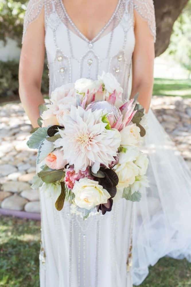 25 Romantic And Straightforward Spring Wedding Flowers Bouquet