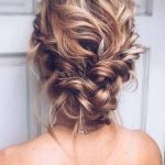 30 Best Short Wedding Hairstyles To Try This Season