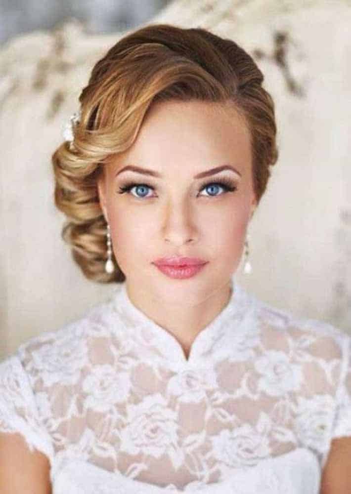 30 Best Short Wedding Hairstyles To Try This Season