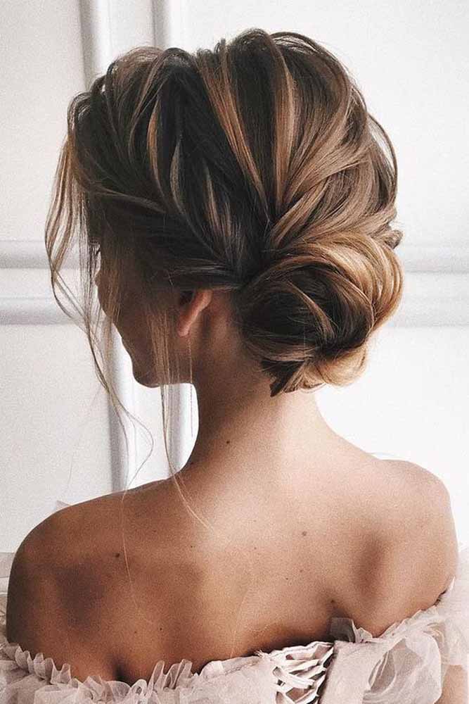 30 Best Short Wedding Hairstyles To Try This Season