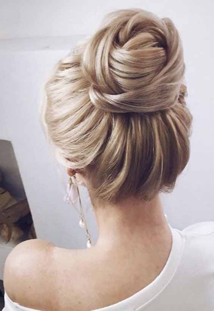 30 Long Updos Hairstyles