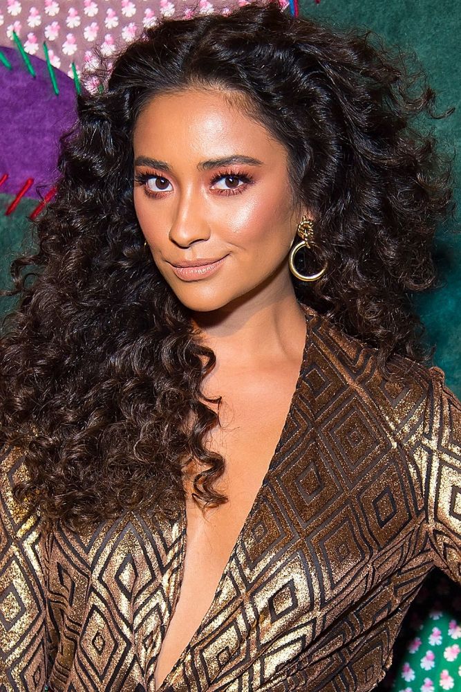 Best Celebrity Curly Hairstyles 