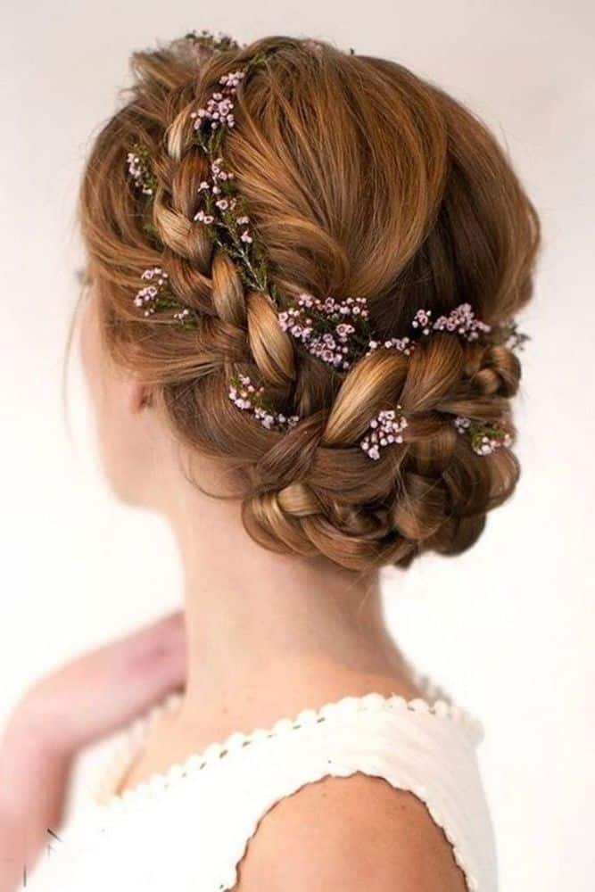 38 Quick Updos For Fall Most Beautiful Updos Hairstyles for You 2021