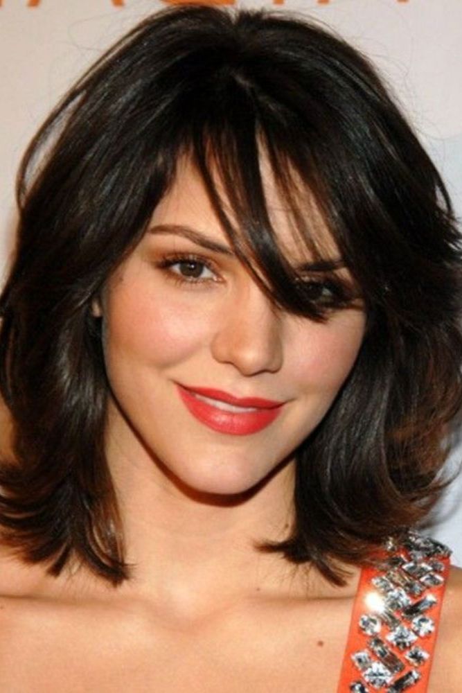 Brightest Medium Length Layered Hairstyles for a Memorable New Year