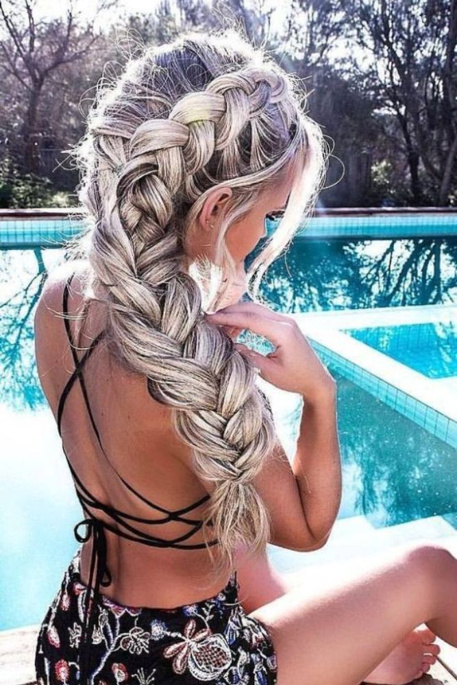 Hot and Cute Winter Hairstyles for 2021