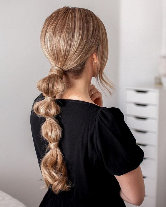 Bubble Ponytail-Homecoming Hairstyles
