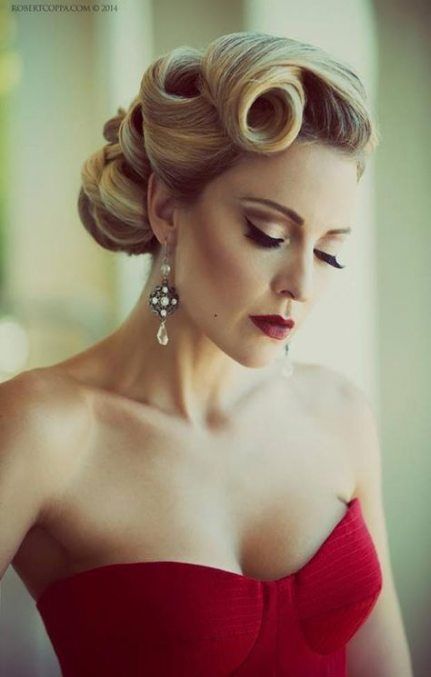Vintage-Inspired Victory Rolls-DIY Homecoming Hairstyles