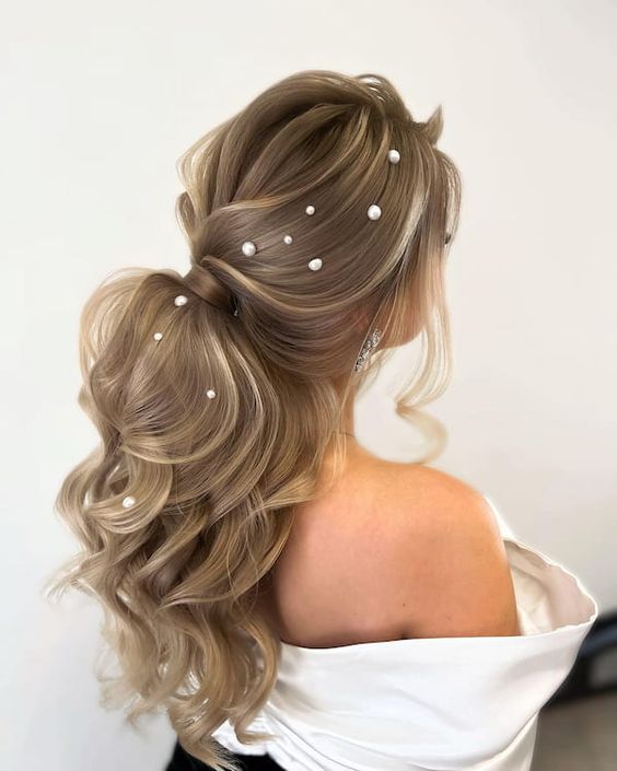 Stunning Prom Hairstyles for Your Longer Hair