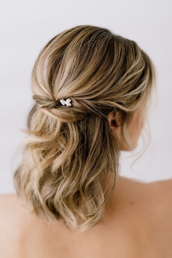 shoulder length hairstyles-twisted half updo